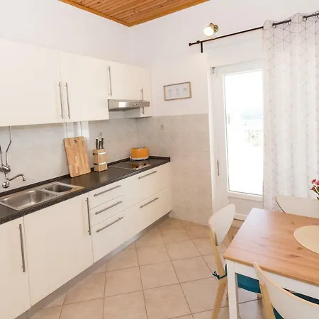 Bava Apartment *